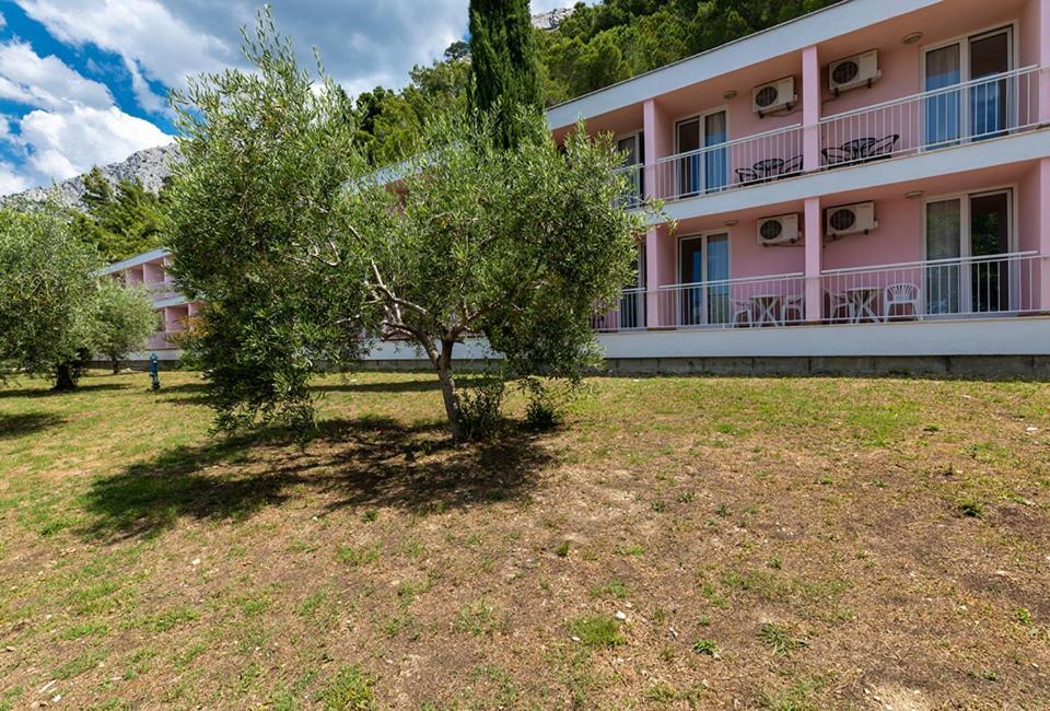 Tourist Settlement Brzet Hotel Omis Exterior photo